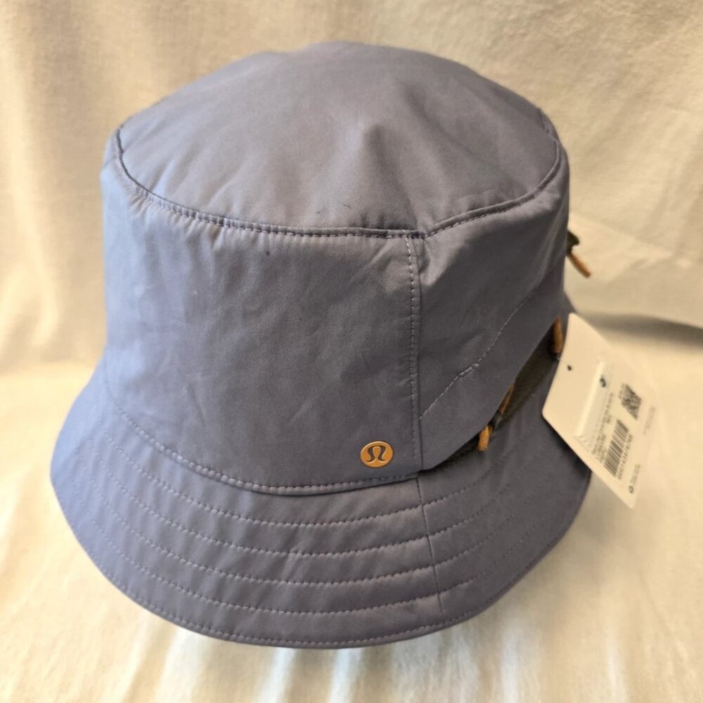 Lululemon Fleece-Lined Hiking Bucket Hat M/L. LU9AV9S.  NWT